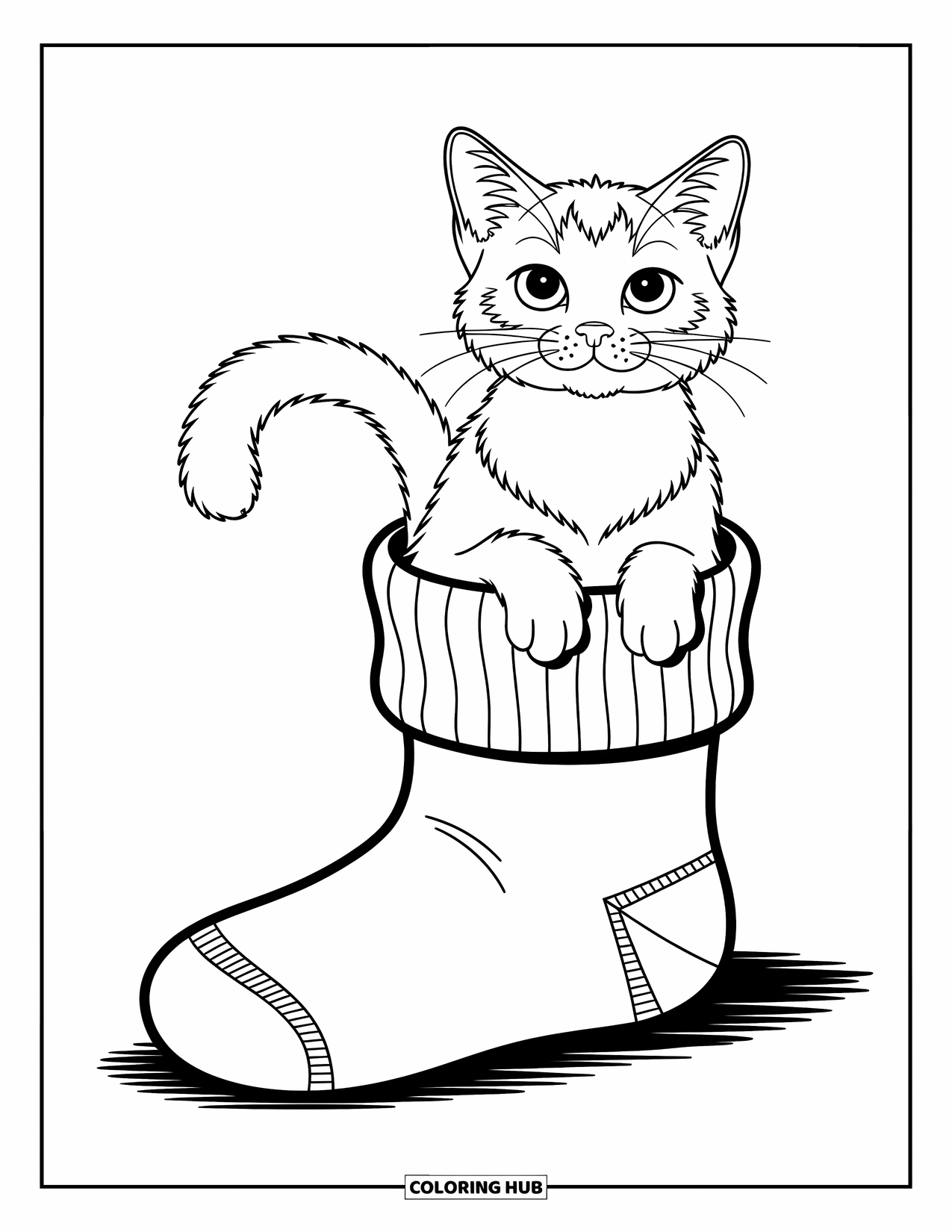 Kleurplaat Kat voor Kinderen: Een nieuwsgierige Siamese kat nestelt zich in een gigantische sok, zijn ogen piepen speels naar buiten
