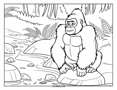 Dibujo de gorila para colorear para adultos: Un gorila levanta las manos junto a un arroyo tranquilo bordeado de helechos y árboles