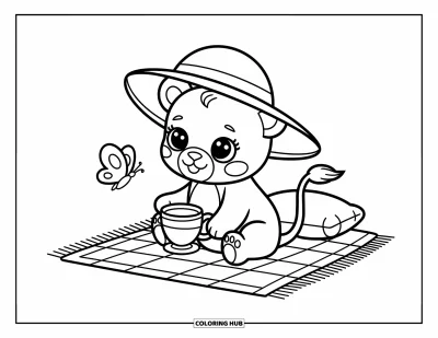 Coloriage de lion pour adultes : Un bébé lion avec un grand chapeau de soleil est assis sur une couverture, sirotant du thé dans une ambiance apaisante