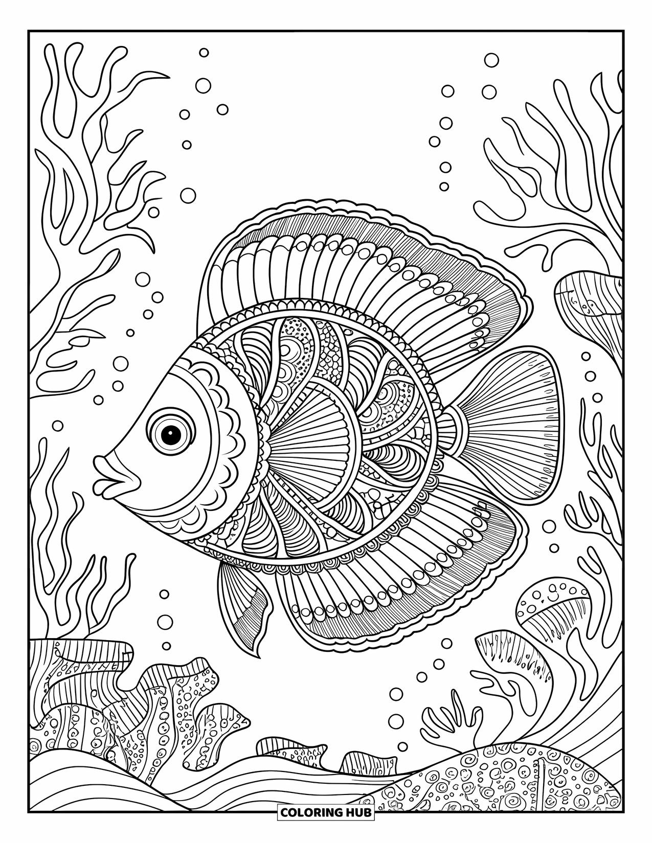 Desenho de Pescaria para Colorir para Adultos: Um peixe flutua através de corais e algas marinhas em uma cena de mandala lindamente padronizada