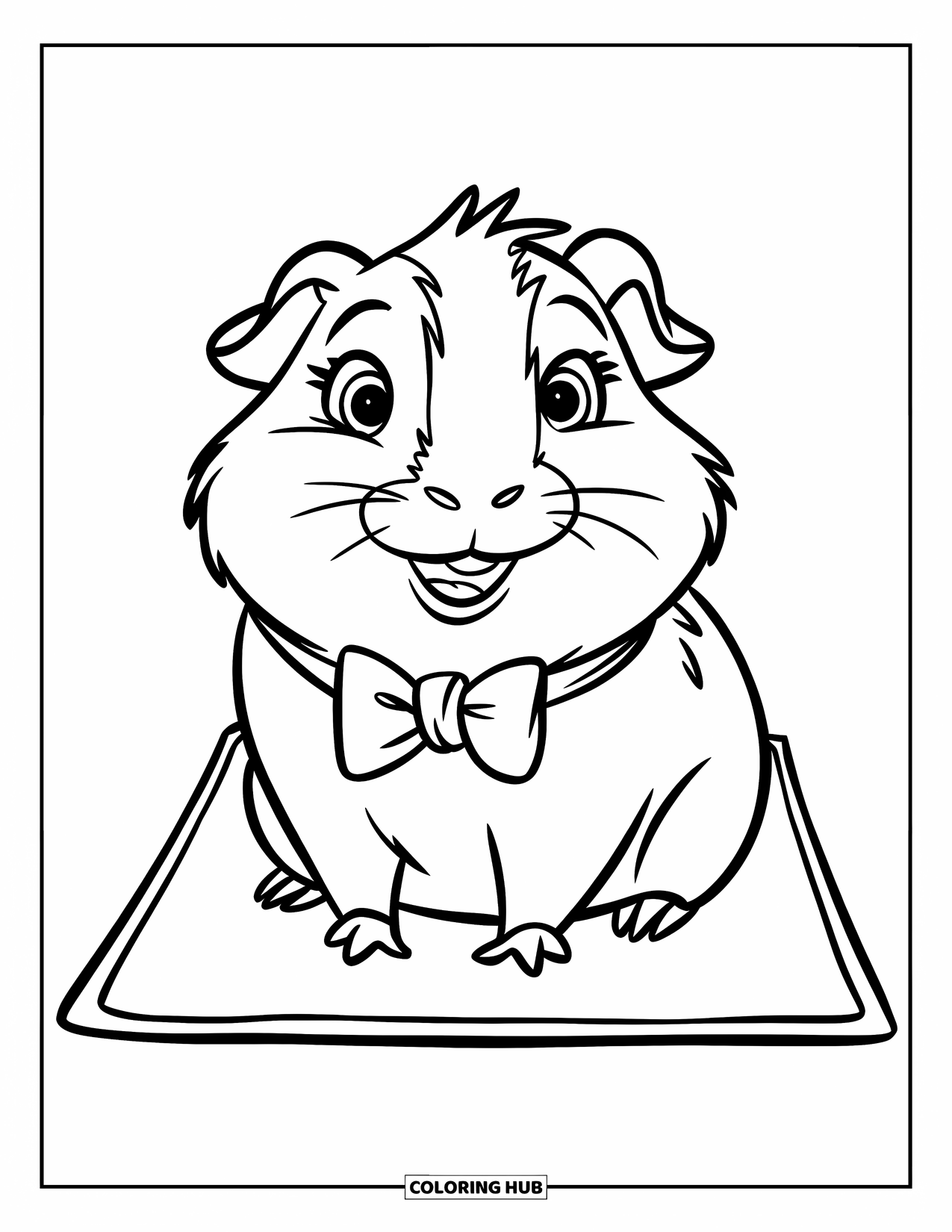 Meerschweinchen Ausmalbild für Kinder: Lächelndes Meerschweinchen mit einer Fliege sitzt glücklich auf einer weichen Matte