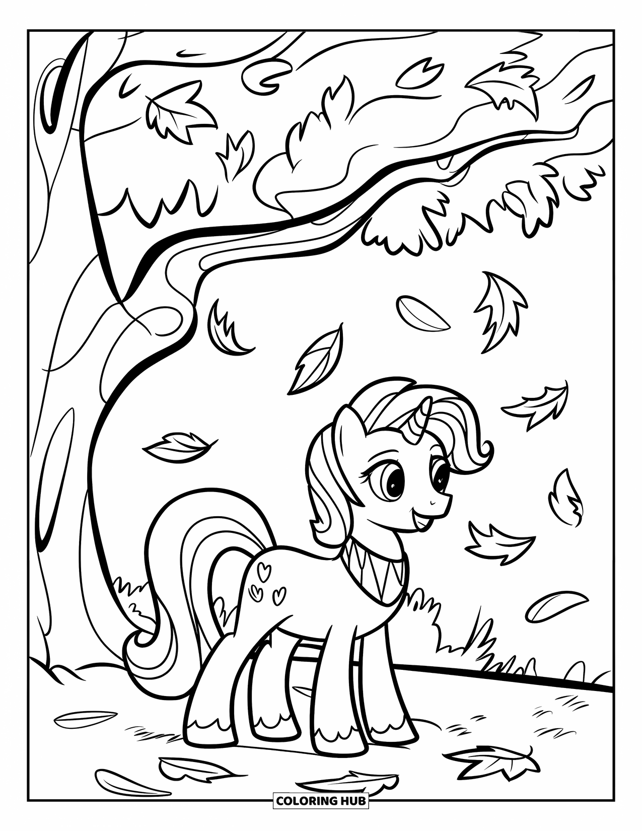 Coloriage de poney pour enfants : Un poney à queue touffue avec un collier se tient sous un arbre avec des feuilles tombantes audacieuses
