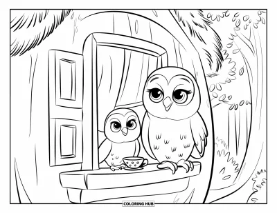 Baby-Eulen-Ausmalbild für Kinder: Ein Baby-Eulen-Küken und eine Teetasse ruhen auf dem Fensterbrett eines Baumhauses zwischen Bäumen