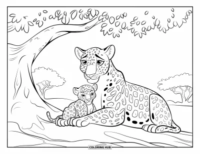 Desenho de leopardo para colorir para crianças: Filhote de leopardo se aninha perto da mãe sob uma árvore em campo aberto