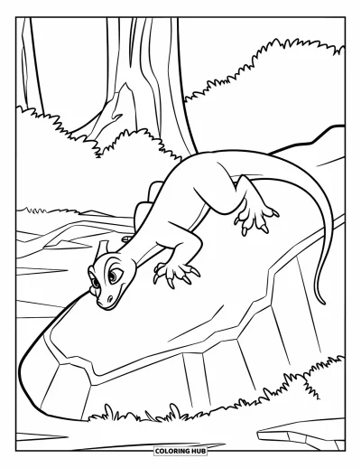 Komodo-Drachen-Ausmalbild für Kinder: Ein Komodo-Drache kriecht über einen Felsen mitten in einem grünen Wald