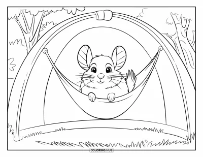 Coloriage de chinchilla pour enfants : Un chinchilla aux grandes oreilles se balance dans un hamac près d'arbres et de murs chaleureux