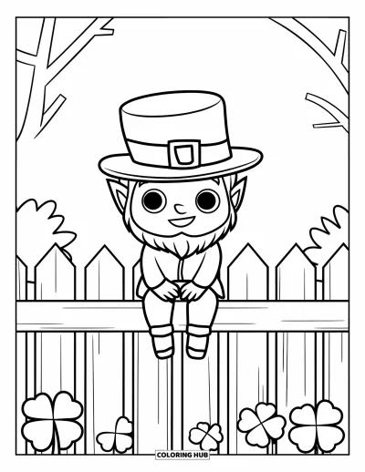 Çocuklar için Leprekon Boyama Sayfası: Altında yonca yaprakları olan çitin üzerinde oturan chibi bir leprekon