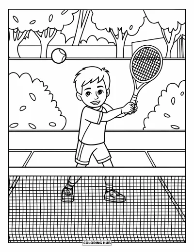 Coloriage de tennis pour enfants : Un enfant frappe une balle de tennis par-dessus le filet avec des arbres et un bâtiment derrière