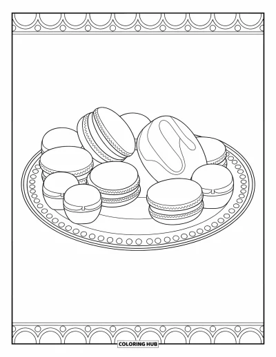 Backen-Ausmalbild für Erwachsene: Eine Dessertteller mit Macarons, Eclairs und Petit Fours mit dekorativen Bordüren