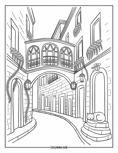 Disegno di Barcellona da colorare per adulti: Un ponte ad arco collega edifici fioriti lungo una tranquilla via in pietra con edera e un gatto