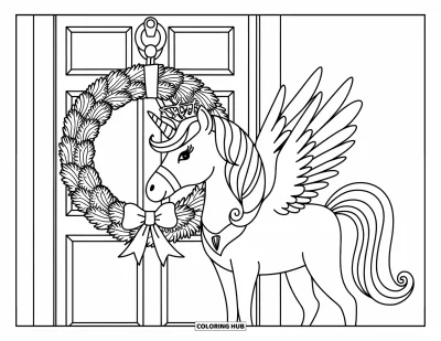 Coloriage de licorne de Noël pour enfants : Une licorne ailée couronnée se tient près d'une porte ornée d'une couronne de houx