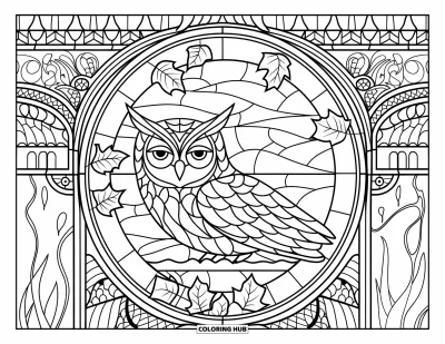 Coloriage d'animaux d'automne pour adultes : Une chouette tranquille entourée de feuilles tourbillonnantes façon vitrail