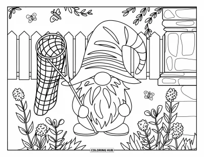 Desenho de gnomo de verão para colorir para adultos: Um gnomo segura uma rede perto de borboletas e uma cerca de jardim tranquila